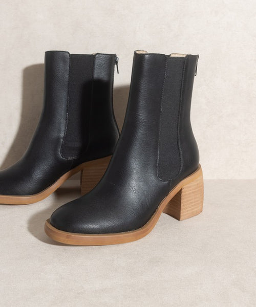 Chelsea Heel Boots