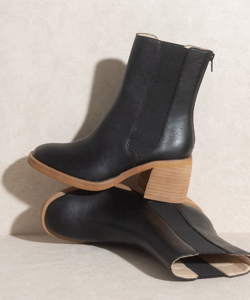 Chelsea Heel Boots