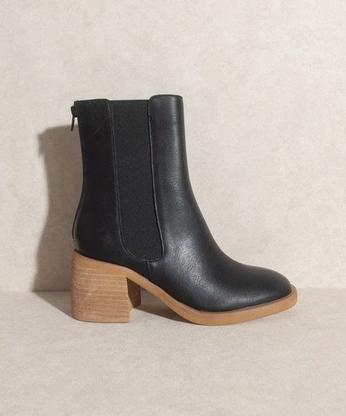 Chelsea Heel Boots