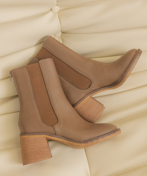 Chelsea Heel Boots